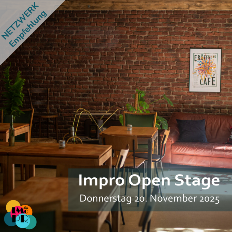 Afterwork Impro zu Gast bei der Open Stage im WhyNot Cafe. Wir freuen uns darauf am 20. November 2025 in Ottensen spielen und unsere Gäste durch den Abend moderieren zu dürfen. Mit Afterwork Impro in den Feierabend starten, entdecke Improvisationstheater an coolen Orten! Afterwork Impro aus Hamburg veranstaltet Business- und Freizeit-Workshops mit den Methoden des Improtheaters.